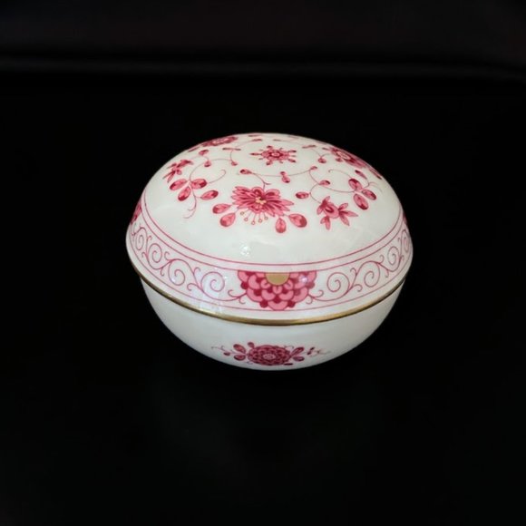 EUC AK Kaiser Petersburg Floral w Gold Trim Porcelain Round Trinket Box Germany - Picture 5 of 8